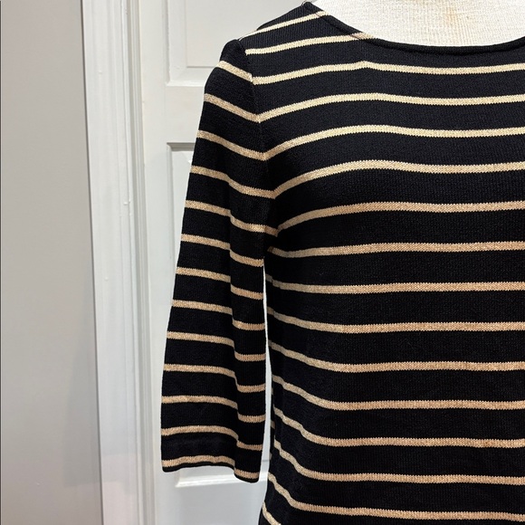 St John Sport sz S black with gold stripe crewneck sweater w/crest on sleeve - Picture 3 of 7